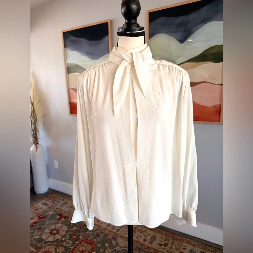 Vintage Liz Claiborne Cream Blouse with Neck Tie - Picture 2 of 8